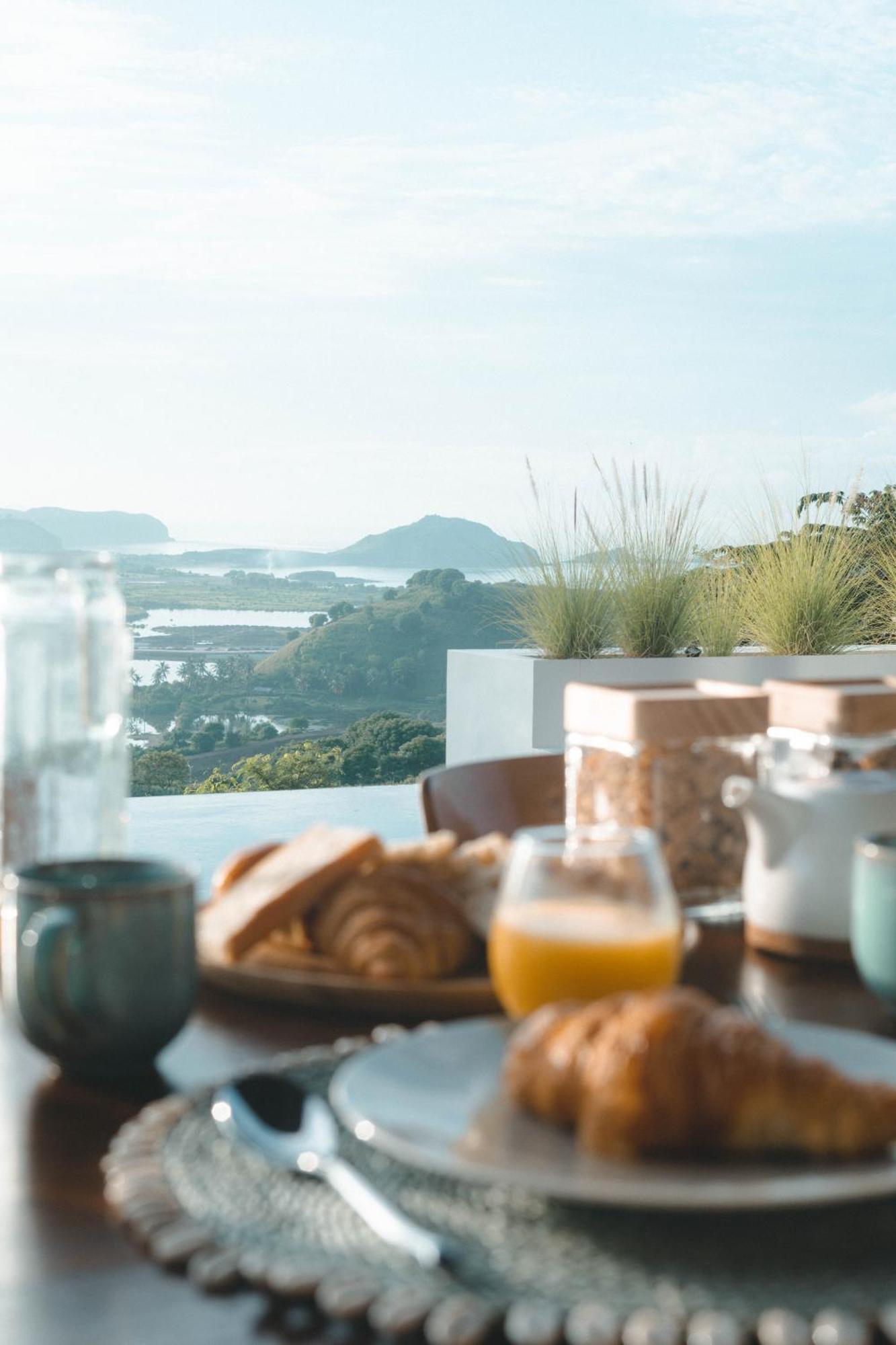 Luxury Ocean View Villas With Private Cook And Free Gym Membership Kuta  客房 照片